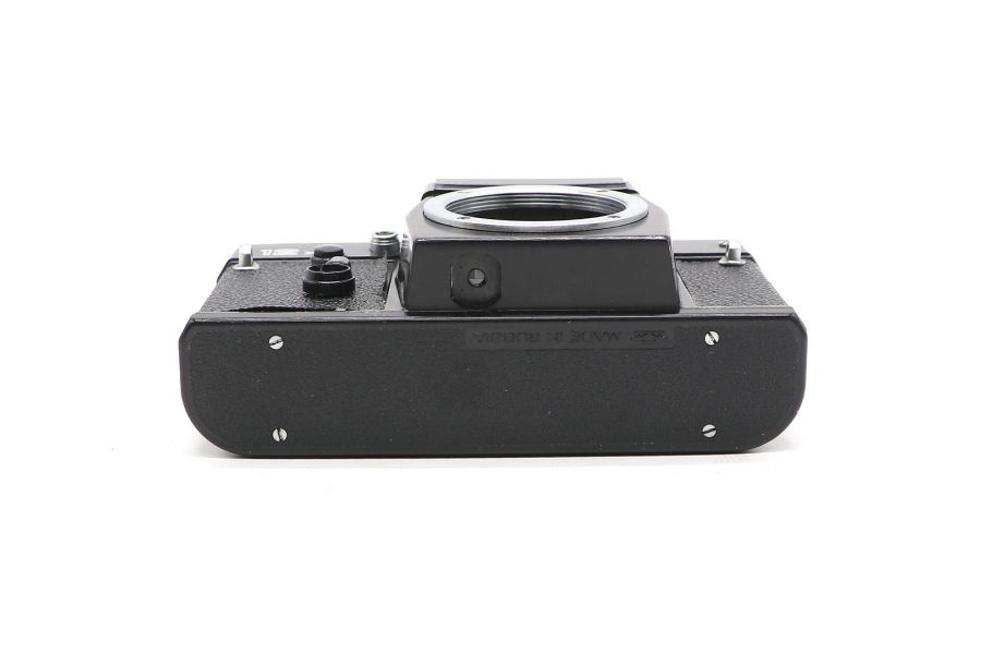 Плёночный фотоаппарат Зенит 12xp body (СССР, 1992)