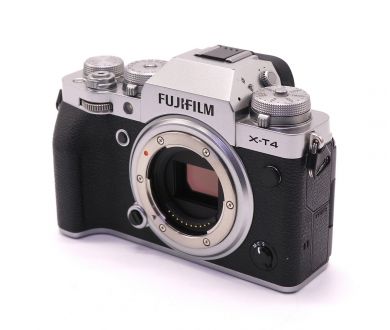 Fujifilm X-T4 body (пробег 2700 кадров)