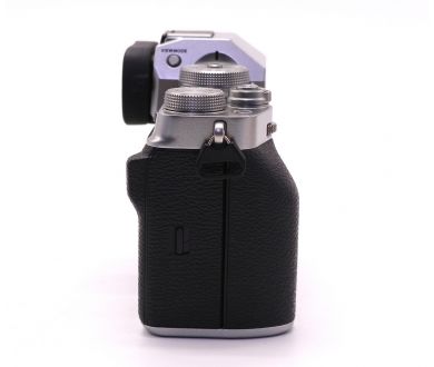 Fujifilm X-T4 body (пробег 2700 кадров)