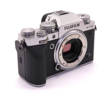 Fujifilm X-T4 body (пробег 2700 кадров)