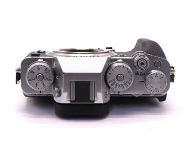 Fujifilm X-T4 body (пробег 2700 кадров)