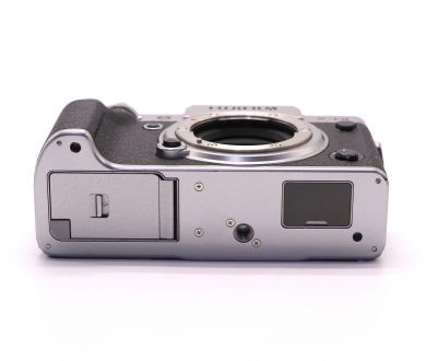 Fujifilm X-T4 body (пробег 2700 кадров)