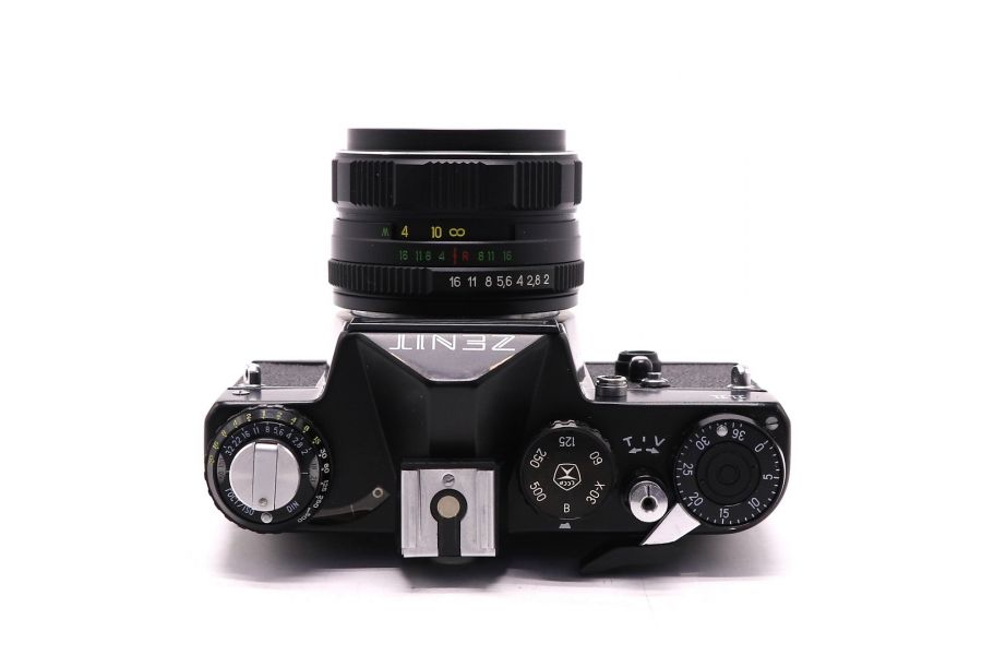 Фотоаппарат зеракльный Зенит 11 + Гелиос