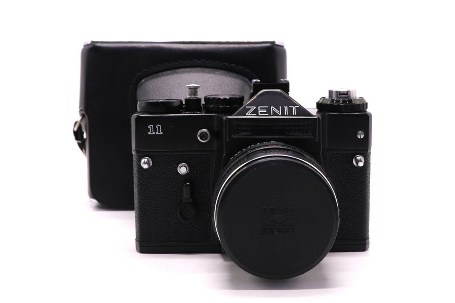 Фотоаппарат зеракльный Зенит 11 + Гелиос