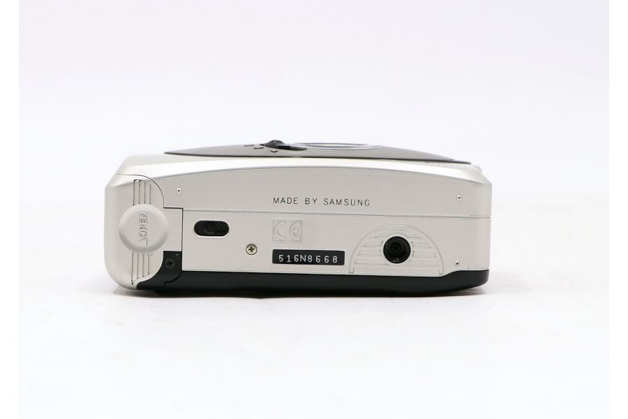 Компактный плёночный фотоаппарат Samsung Fino 30SE