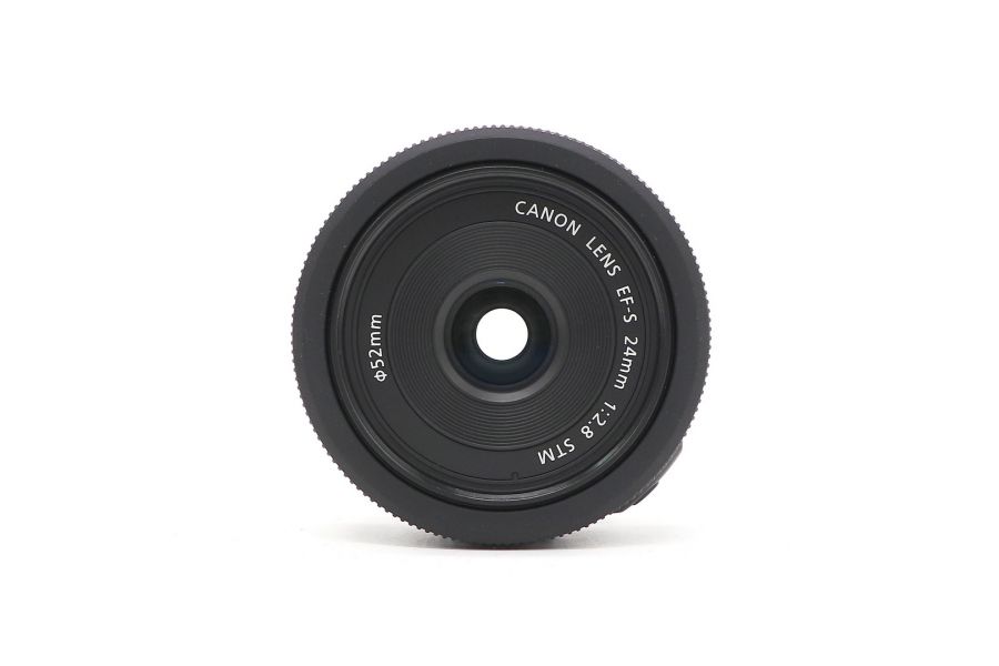 Портативный объектив Canon EF-S 24mm f/2.8 STM