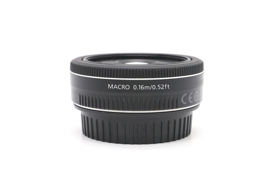 Портативный объектив Canon EF-S 24mm f/2.8 STM