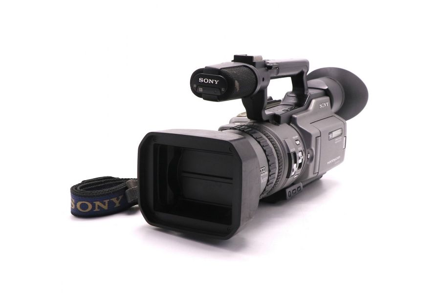 Видеокамера Sony DCR-VX2100E Handycam (Japan)