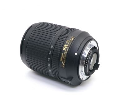 Nikon 18-140mm f/3.5-5.6G ED AF-S VR DX Zoom-Nikkor (Thailand)