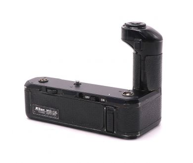 Моторный привод Nikon MD-12 для пленочных камер