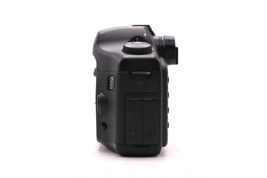 Фотокамера Canon EOS 5D body (Japan, 2005г.)