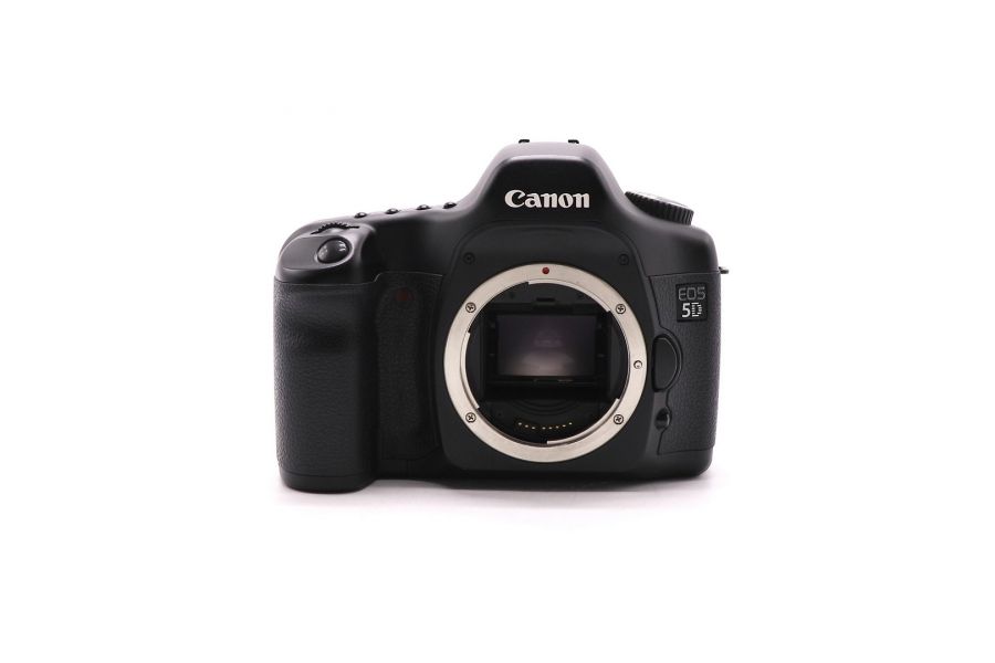 Фотокамера Canon EOS 5D body (Japan, 2005г.)