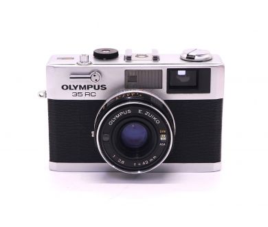 Пленочный дальномерный фотоаппарат Olympus 35 RC