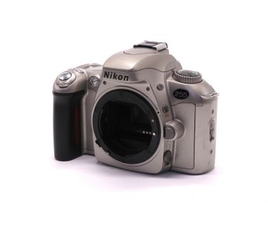 Плёночная зеркальная камера Nikon F55 body