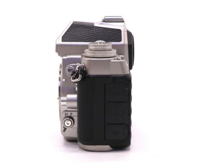 Фотокамера Nikon Df body (пробег 35395 кадров)