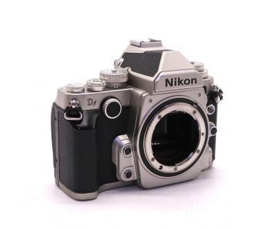 Фотокамера Nikon Df body (пробег 35395 кадров)