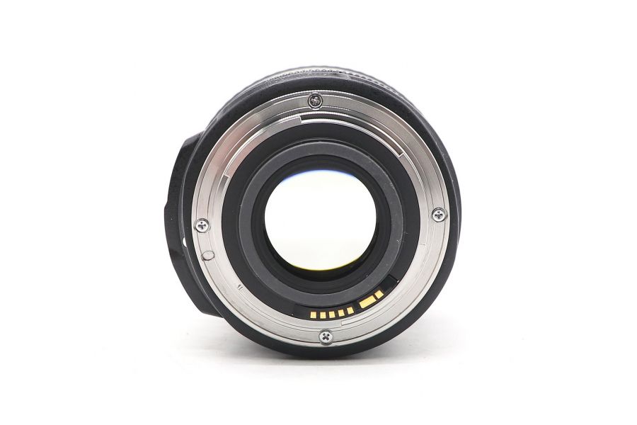 Объектив Canon EF-S 17-55mm F/2.8 IS USM в упаковке