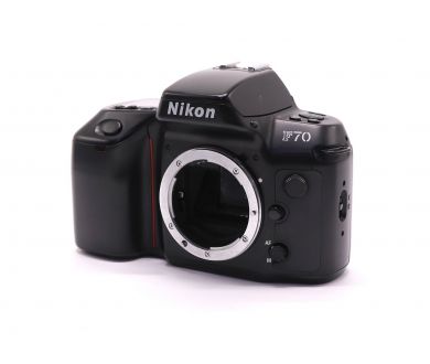 Фотокамера зеркальная Nikon F70 QD body