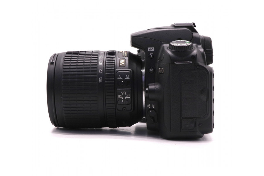 Nikon D90 kit в упаковке (пробег 5000 кадров)