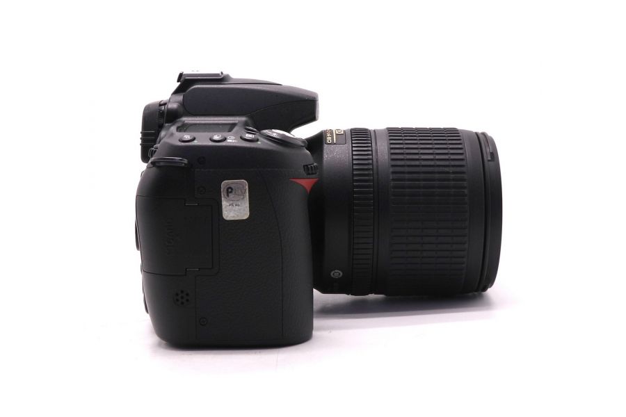 Nikon D90 kit в упаковке (пробег 5000 кадров)