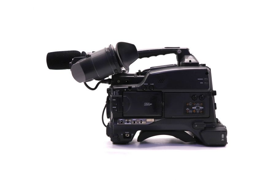 Видеокамера Sony DSR-400P профессиональная