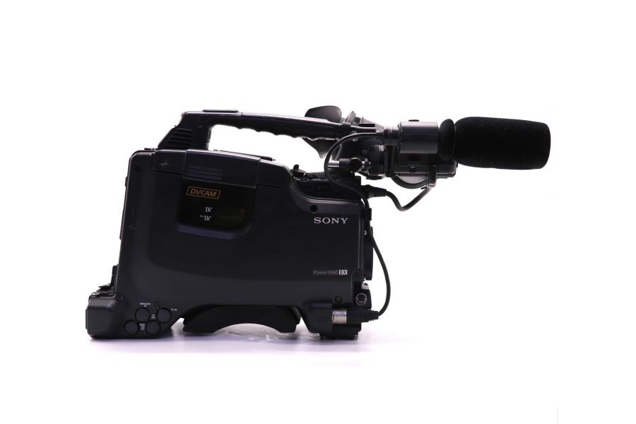 Видеокамера Sony DSR-400P профессиональная