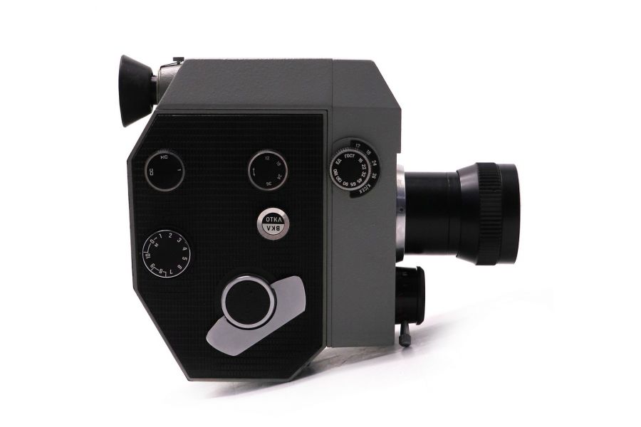 Кинокамера советская Кварц 2х8С-3 (КМЗ, 1977)