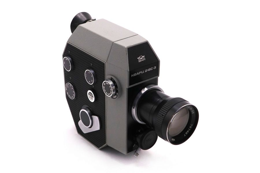 Кинокамера советская Кварц 2х8С-3 (КМЗ, 1977)