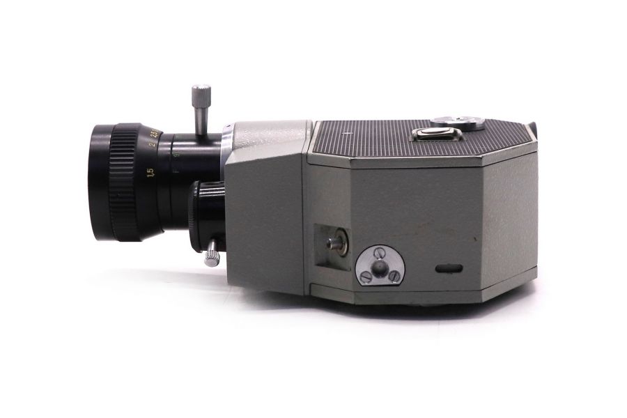 Кинокамера советская Кварц 2х8С-3 (КМЗ, 1977)