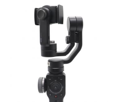 Стабилизатор Zhiyun Smooth 4 в упаковке