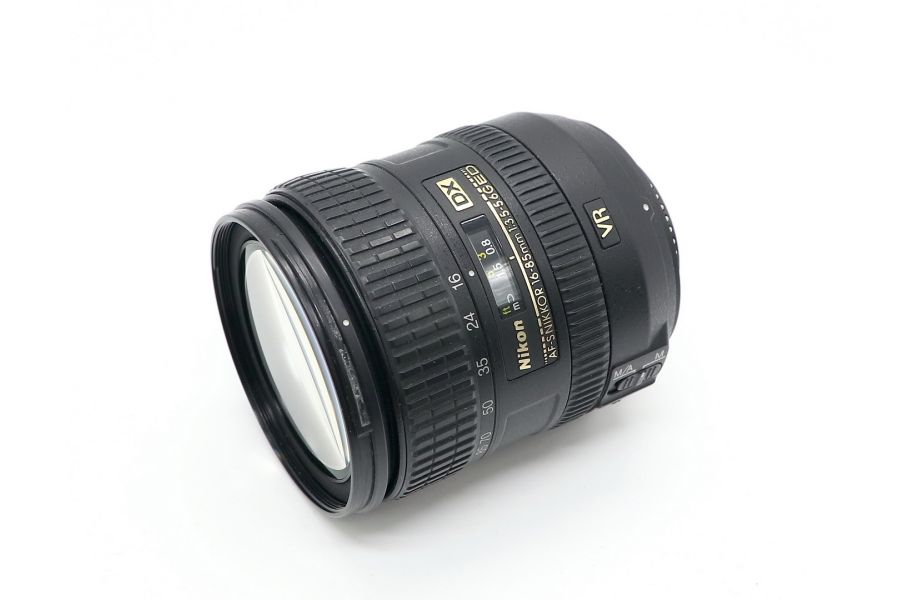 Nikon 16-85mm f/3.5-5.6G ED VR AF-S DX Nikkor (Thailand)