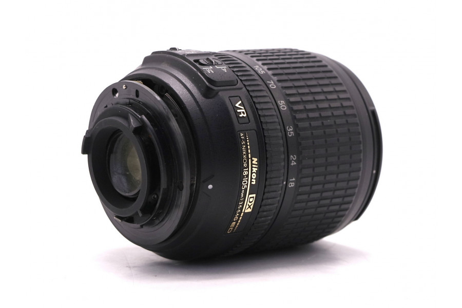 Объектив Nikon 18-105mm f/3,5-5,6G AF-S ED DX VR Nikkor