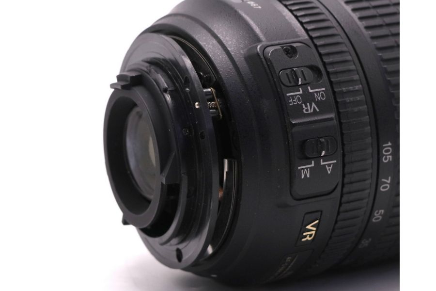 Объектив Nikon 18-105mm f/3,5-5,6G AF-S ED DX VR Nikkor
