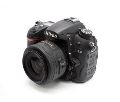Nikon D7000 kit 35mm 1.8G AF-S DX
