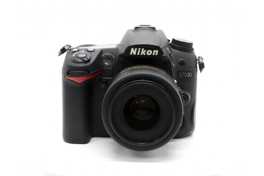 Nikon D7000 kit 35mm 1.8G AF-S DX
