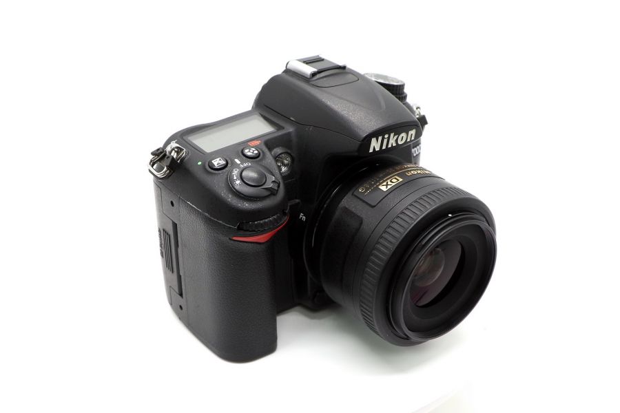 Nikon D7000 kit 35mm 1.8G AF-S DX
