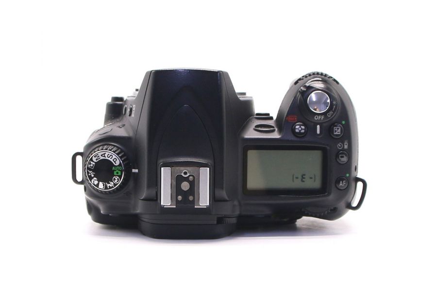 Nikon D90 body (пробег 96785 кадров)