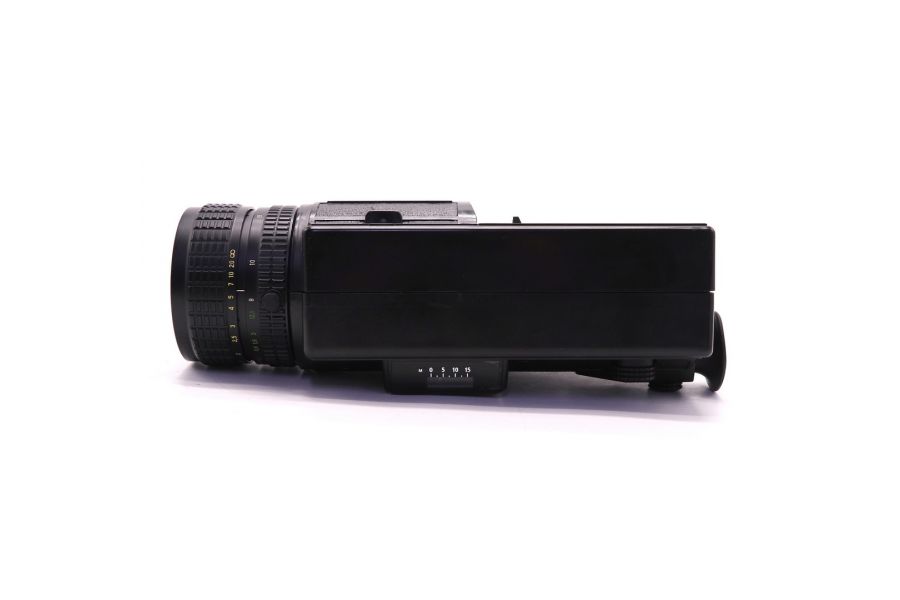 Любительская кинокамера Кварц 8XL (СССР, 1985г.)