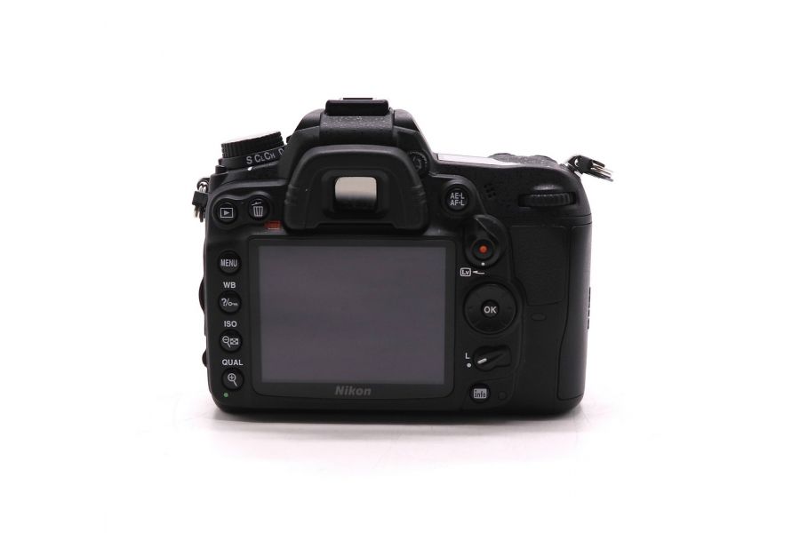 Фотокамера Nikon D7000 body (пробег 980 кадров)