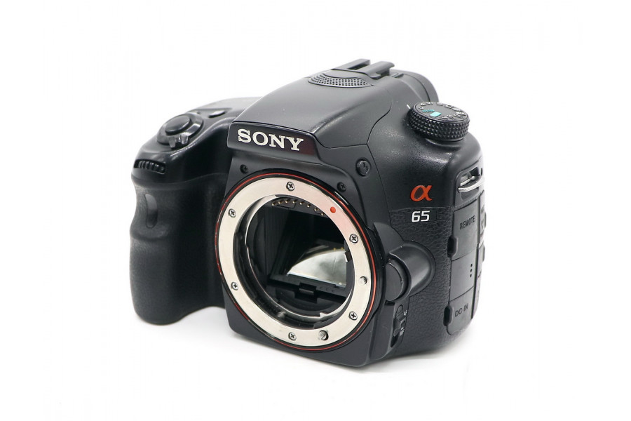 Камера Sony A65 body (пробег 37000 кадров)