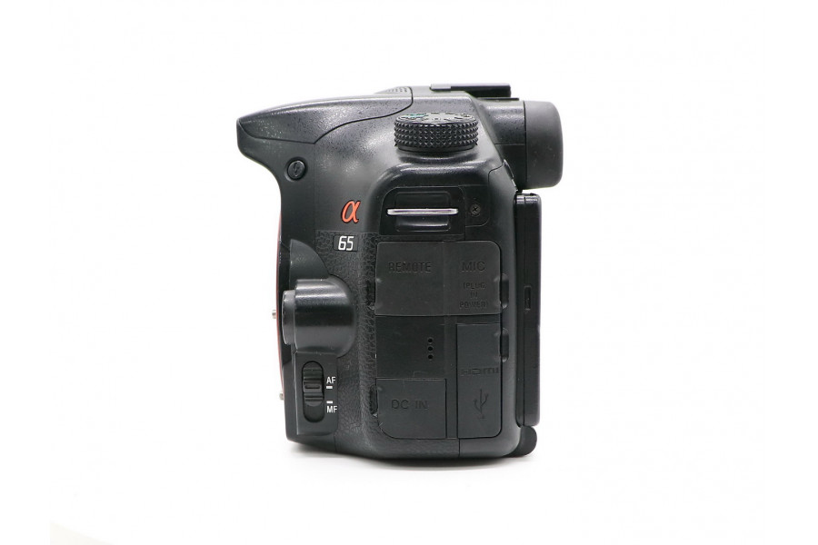 Камера Sony A65 body (пробег 37000 кадров)