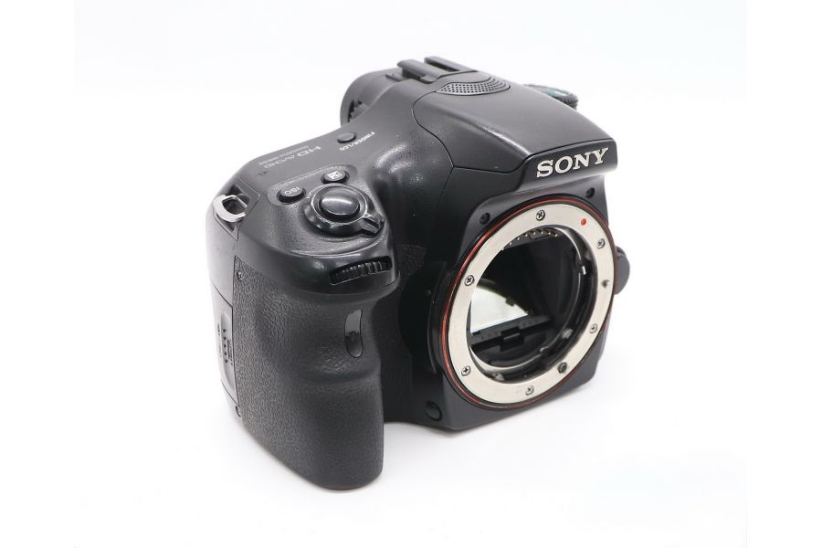 Камера Sony A65 body (пробег 37000 кадров)