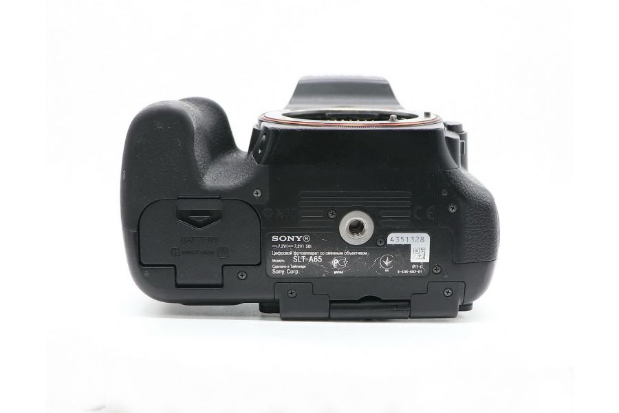 Камера Sony A65 body (пробег 37000 кадров)
