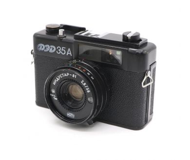 Советский малоформатный фотоаппарат Фэд 35А