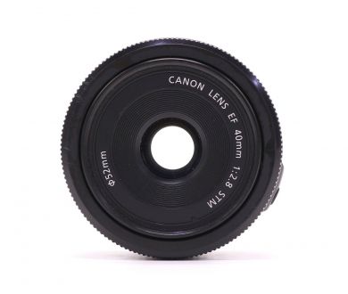 Полнокадровый объектив Canon EF 40mm f/2.8 STM