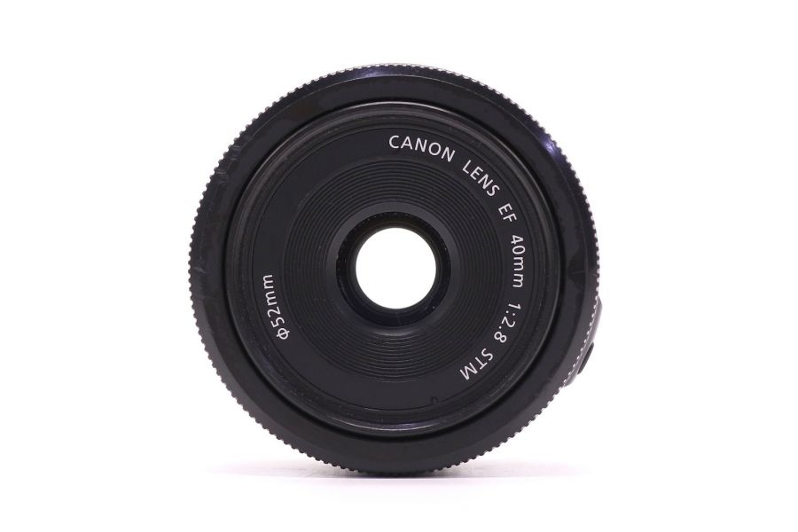 Полнокадровый объектив Canon EF 40mm f/2.8 STM 