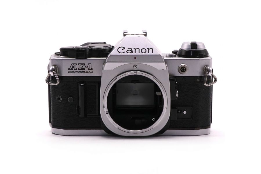 Зеркальный фотоаппарат Canon AE-1 Program body