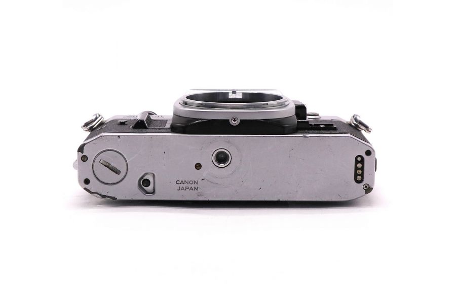 Зеркальный фотоаппарат Canon AE-1 Program body
