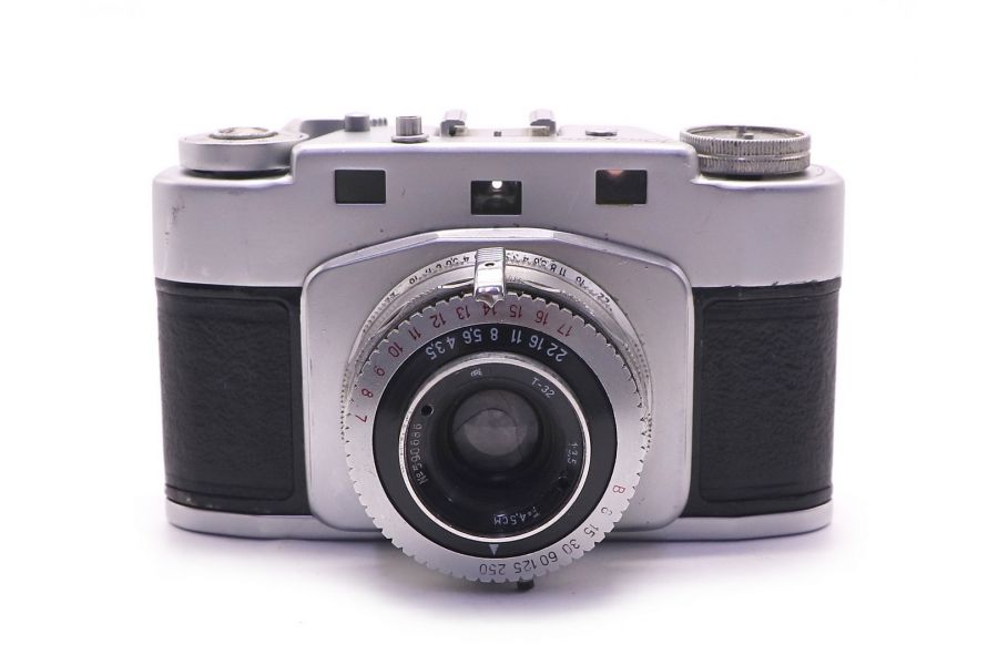 Малоформатный дальномерный фотоаппарат Юность