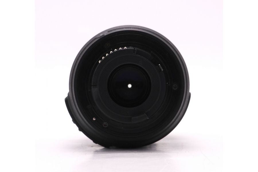 Nikon 18-55mm f/3.5-5.6G AF-S VR DX Nikkor в упаковке